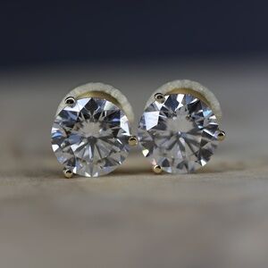 6 carat Lab grown Diamond Earrings Yellow Gold Certified